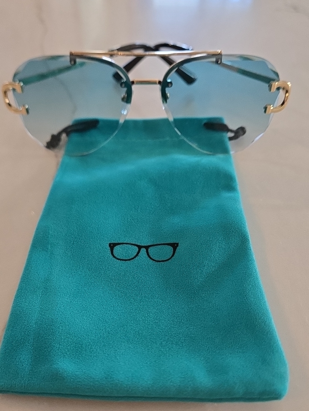 Gold-Trim Teal Gradient Aviator Sunglasses With Pouch Case New